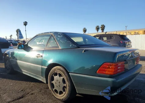 1994 Mercedes-Benz Sl 320 z USA, uszkodzony, nr VIN WDBFA63E0RF101243